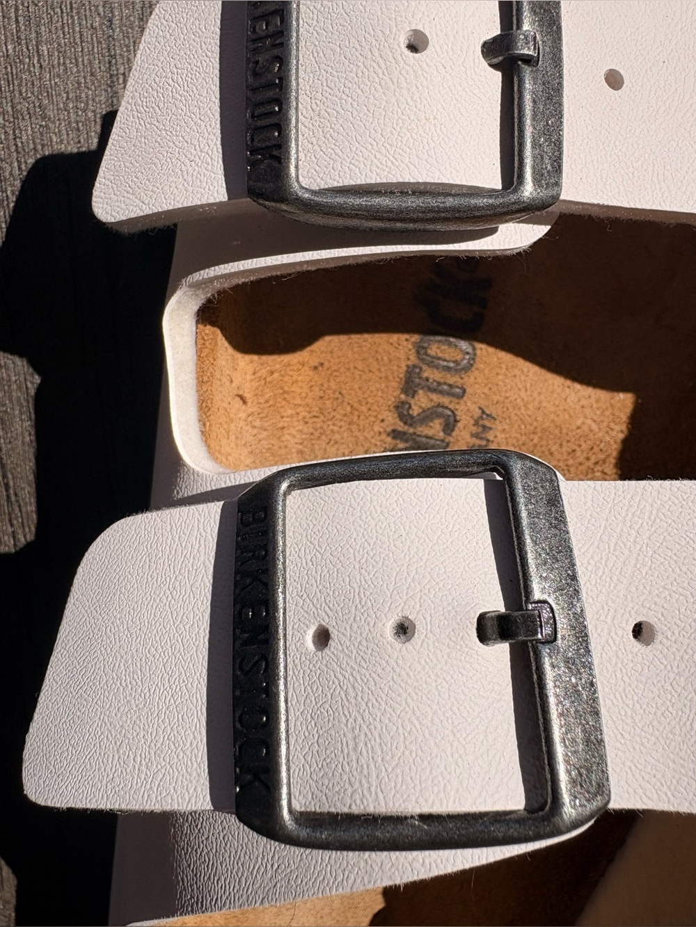 Birkenstock’s Arizona, size 37 (US 6-6.5) - Picture 8 of 12